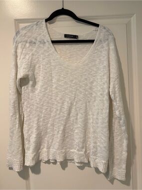 Glassons White Knit Top with Black Label Detail